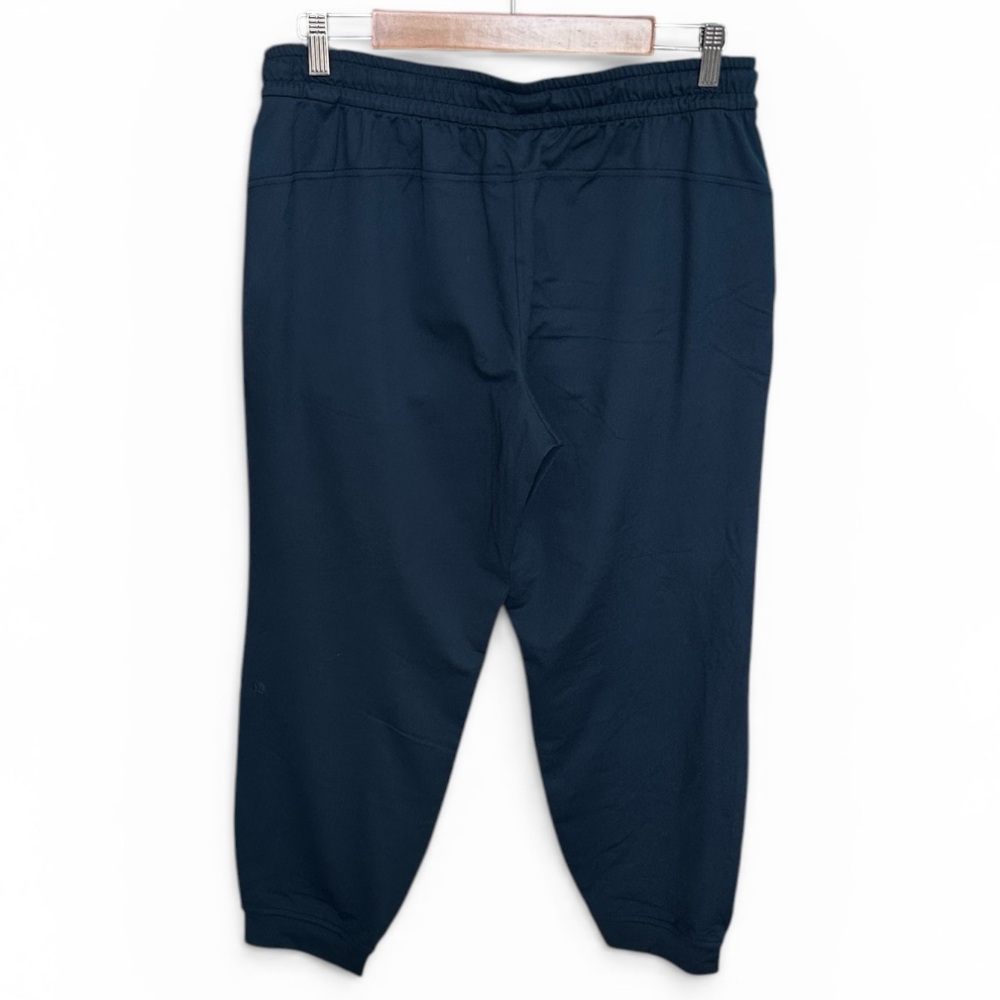 Lululemon Soft Jersey Classic-Fit Med-Rise 7/8 Jogger - Picture 4 of 7